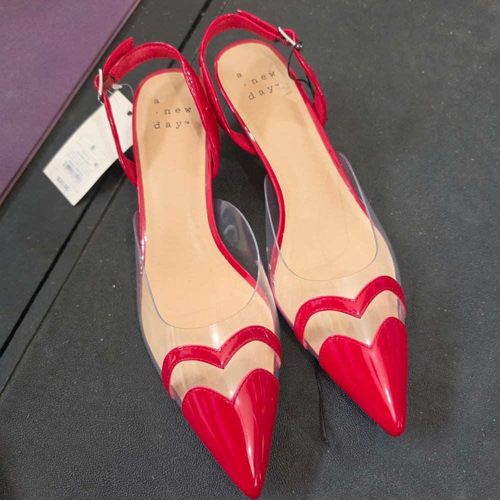 A New Day Eleanor Red Heart Pointed Toe Slingback Kitten Heels Size 8.5 NWT